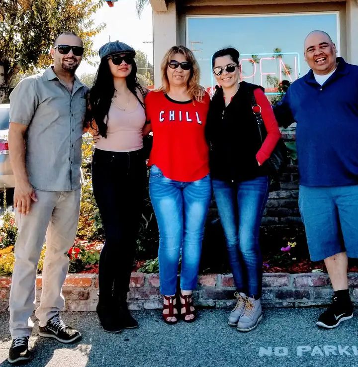 Trish Toledo family, her mom Patty Catalan, sister, brother and Father