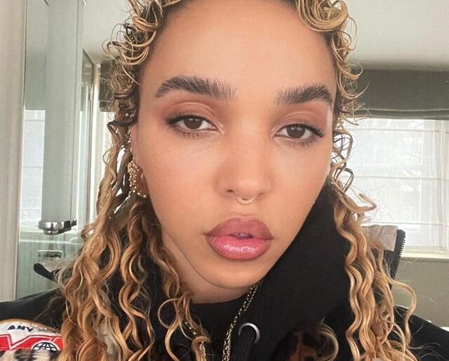 FKA Twigs Net Worth, biography, wiki, age
