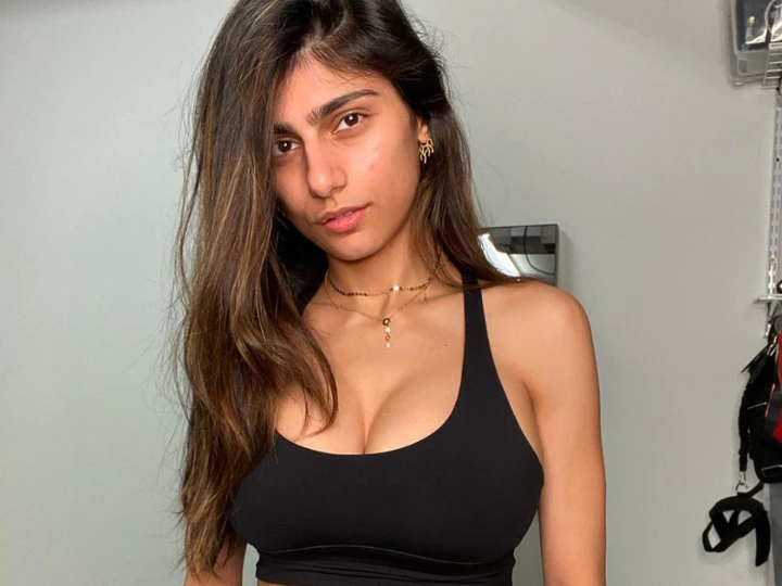 sarah joe chamoun net worth, mia khalifa age, wiki, age