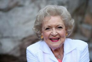 Tess Curtis White Biography, Age, Wiki, Betty White mother.