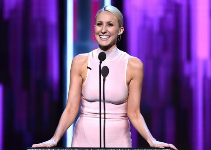 Nikki Glaser Net Worth and Biography, Age and More
