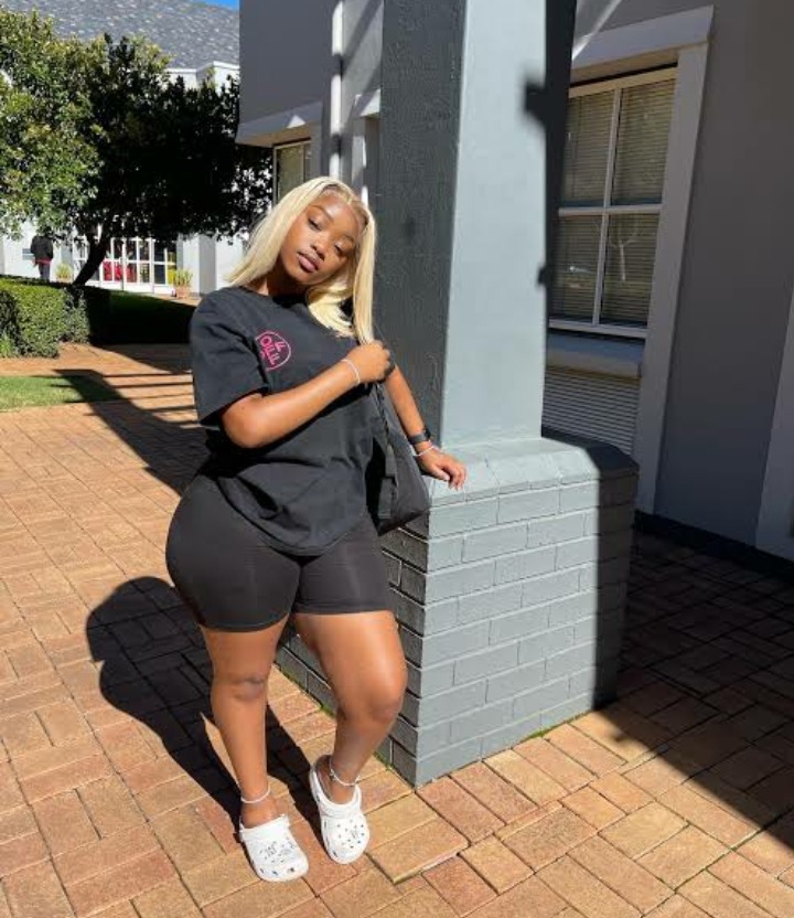 Andiswa Selepe Biography, Net Worth, Age, Career, Boyfriend, thebomb.rsa