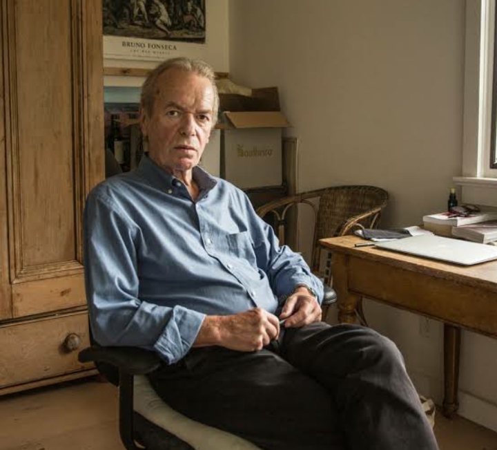 Martin Amis Biography, Net Worth, Age, Parents, Wife, Cause of Death