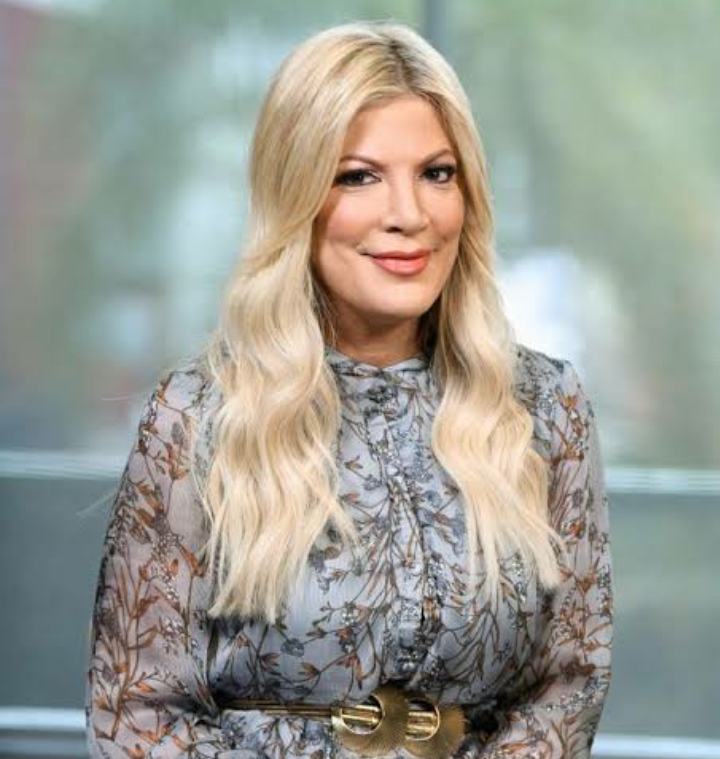 How Much is Tori Spelling Net Worth: Biography, Age, Career, Parents