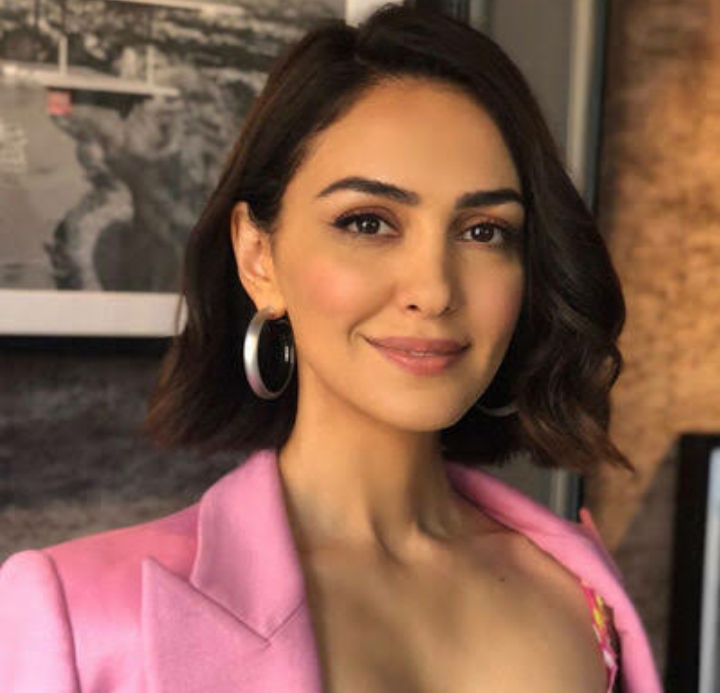 Nazanin Boniadi Net Worth and Biography: Age, Height, Movies, Husband