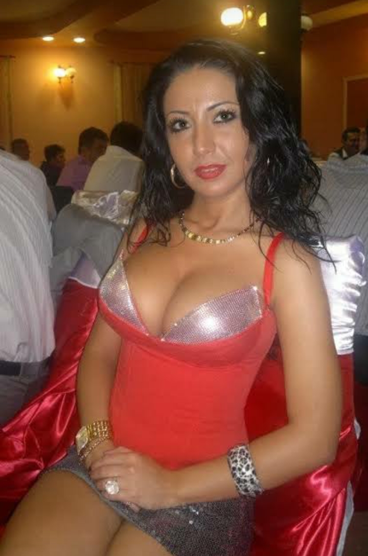 Who Is Bianca Milf Romana? Biography, Net Worth, Age, Career, Onlyfans..
