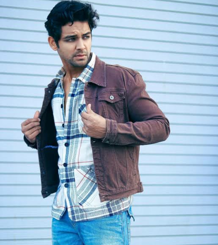 Samarth Jurel Wikipedia, Biography, Age, Height, Girlfriend, Net Worth