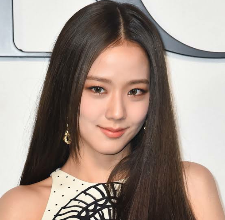 Blackpink Jisoo Net Worth, Biography, Age, Career, Height, Boyfriend